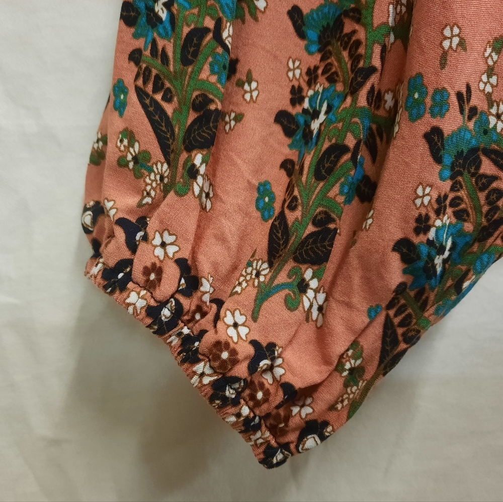 Dress - Picture 4 of 10
